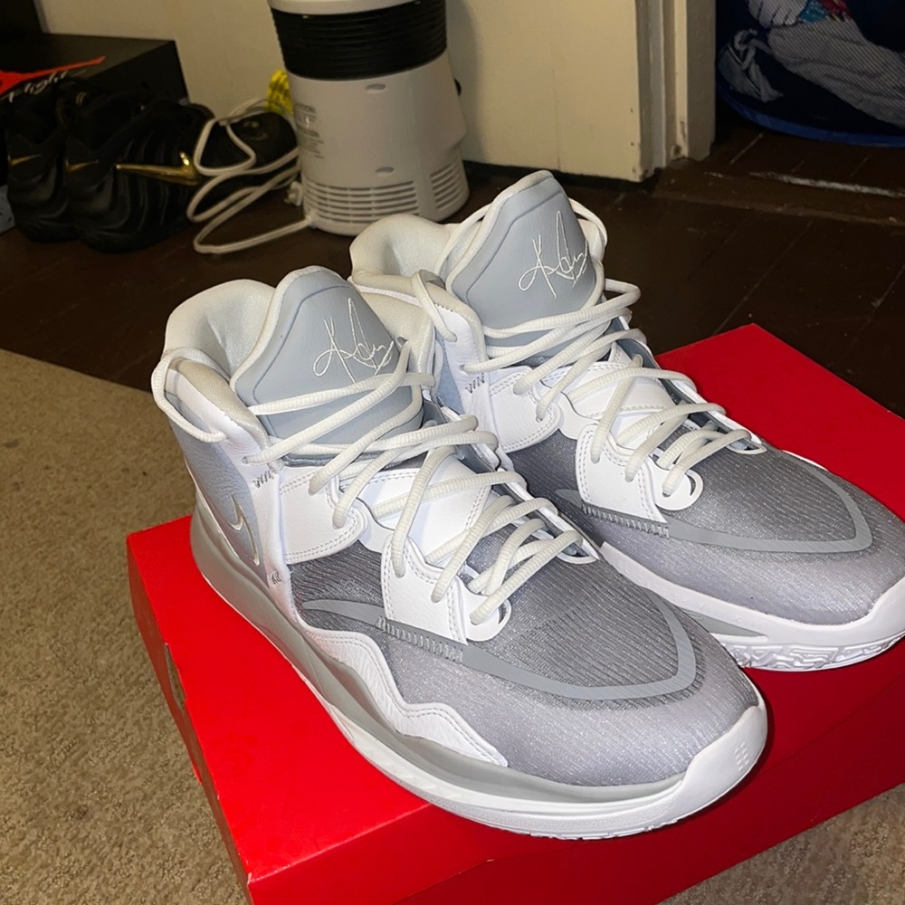 Kyrie infinity basketball shoes